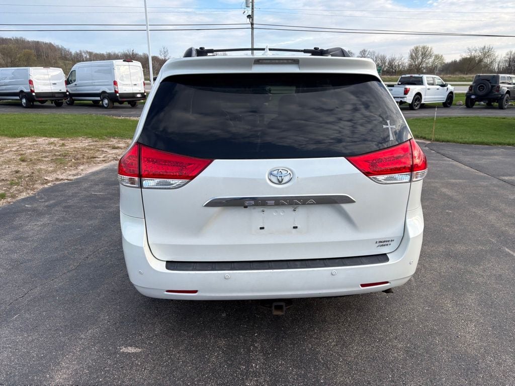 2013 Toyota Sienna Limited 7 Passenger