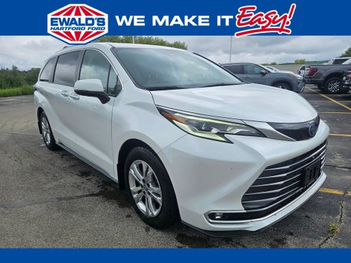 2022 Toyota Sienna Platinum 7 Passenger
