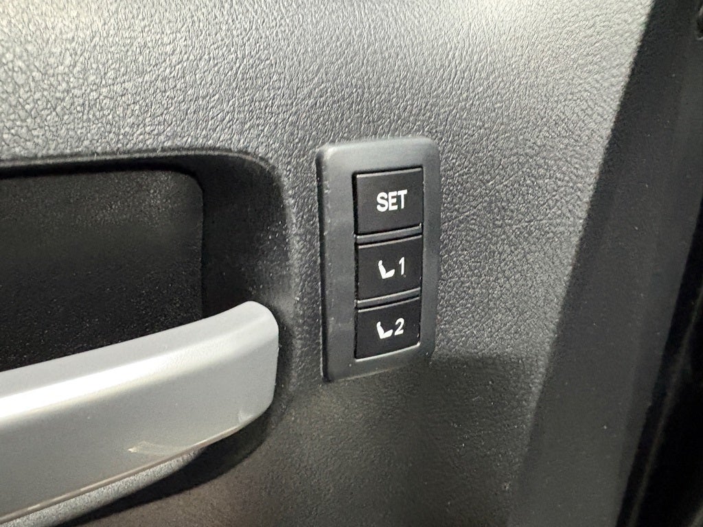 2011 Toyota Tundra Limited CrewMax