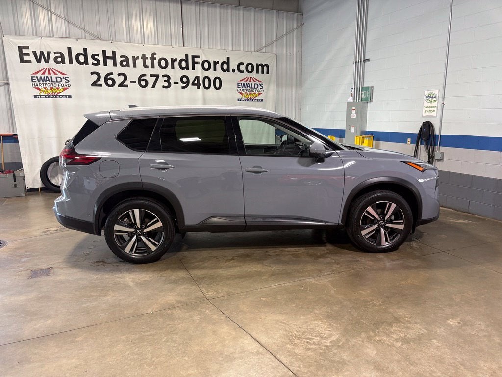 2024 Nissan Rogue SL