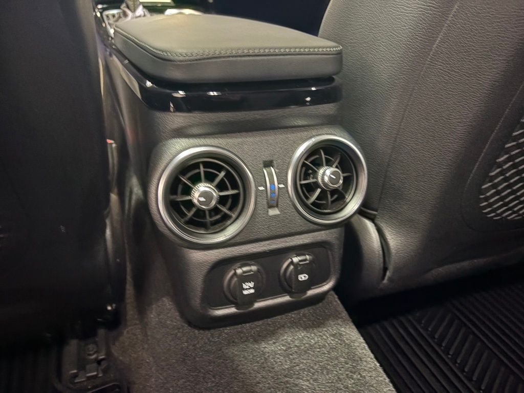 2023 Kia Stinger GT-Line