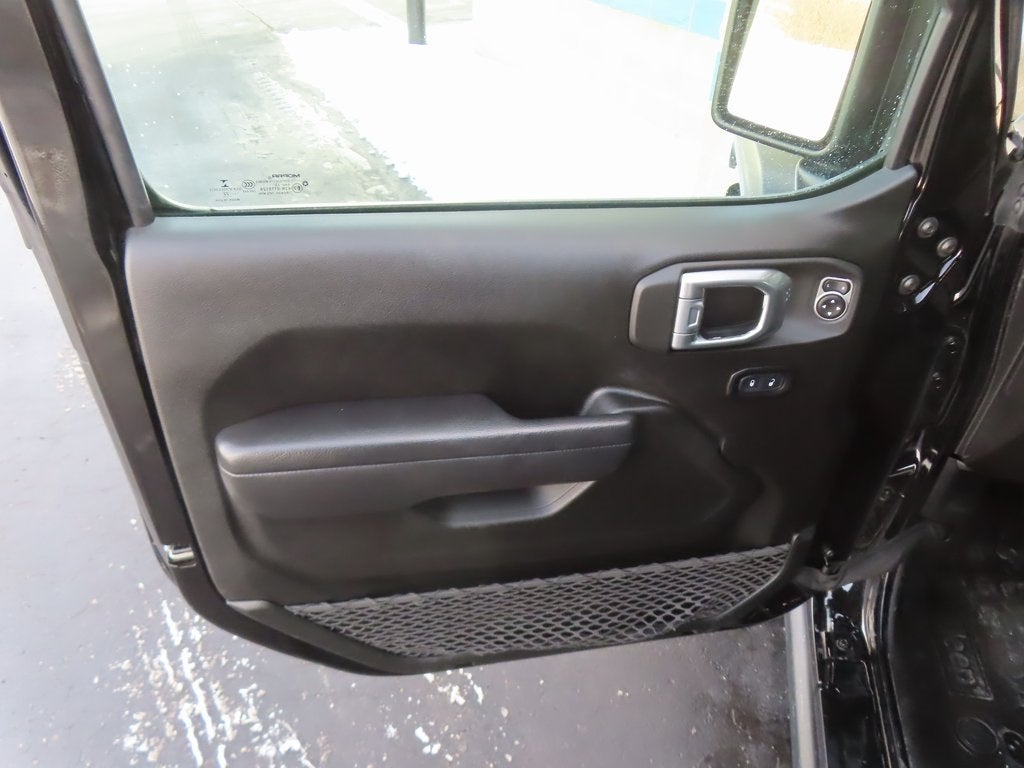 2022 Jeep Wrangler Unlimited Willys