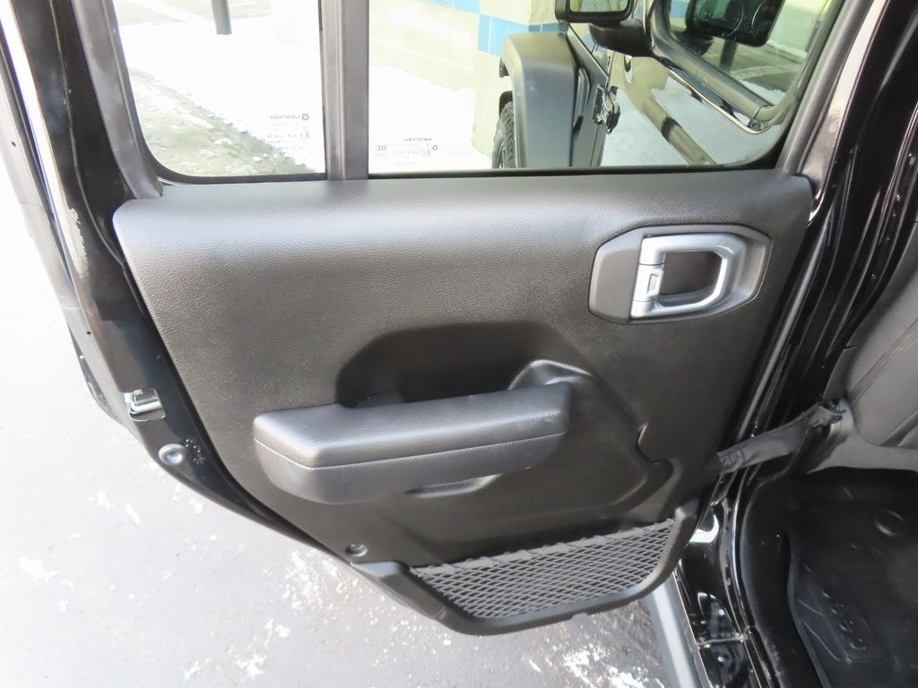 2022 Jeep Wrangler Unlimited Willys