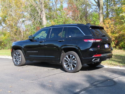 2022 Jeep Grand Cherokee Overland