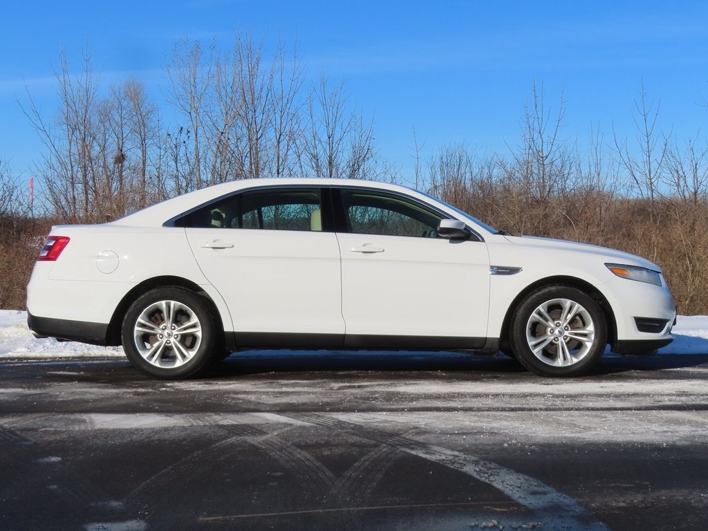 2013 Ford Taurus SEL
