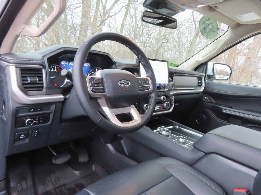 2024 Ford Expedition Max XLT