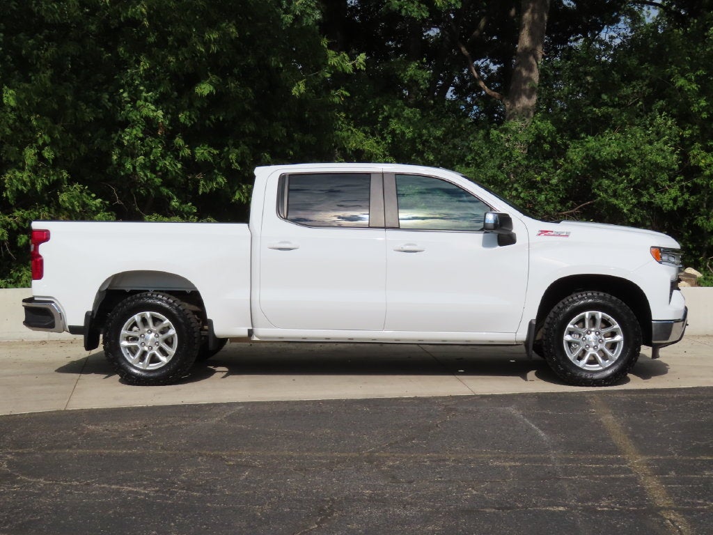 2024 Chevrolet Silverado 1500 LT LT1