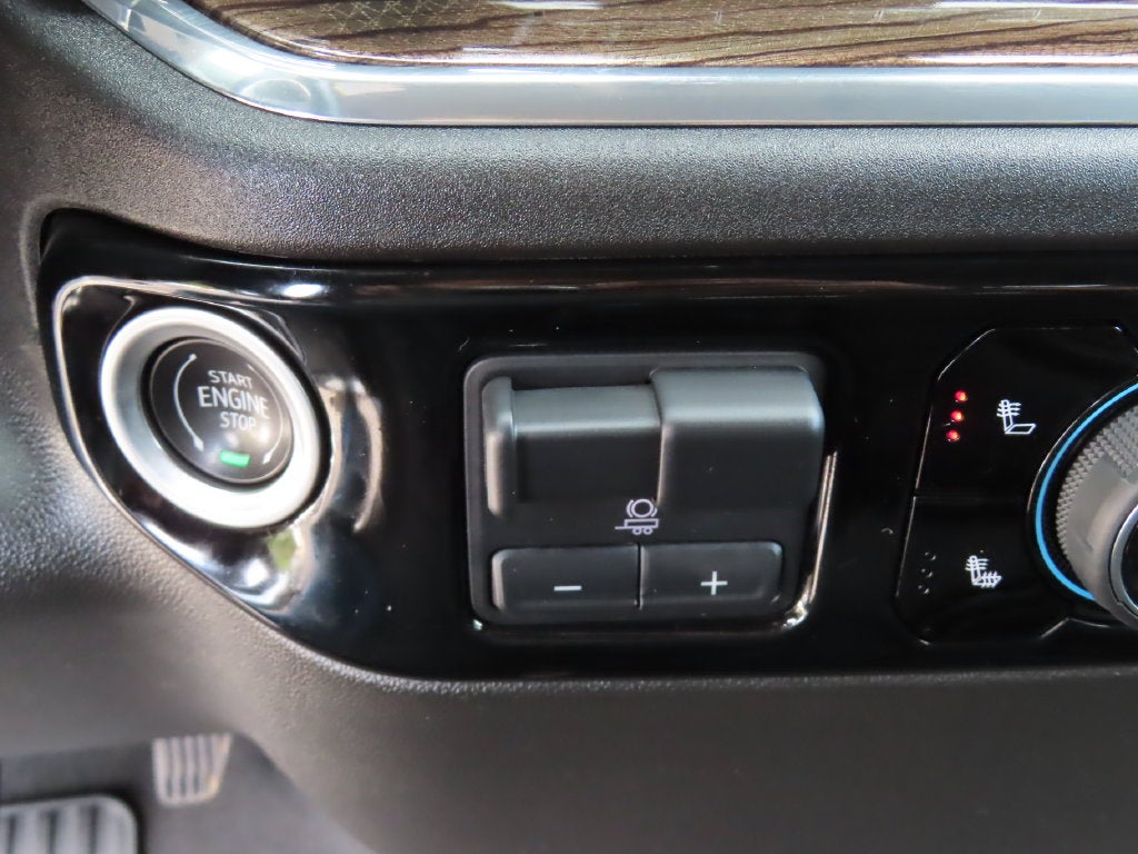 2024 Chevrolet Silverado 1500 LT LT1