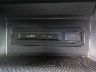 2023 Volkswagen Atlas Cross Sport 2.0T SEL R-Line