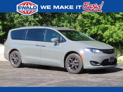 2020 Chrysler Pacifica Touring L Plus