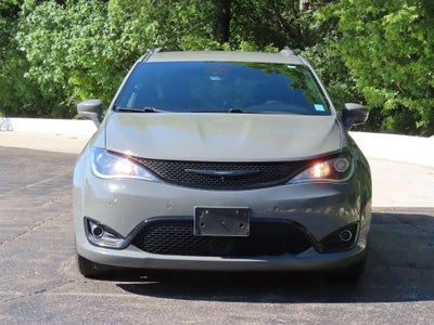2020 Chrysler Pacifica Touring L Plus