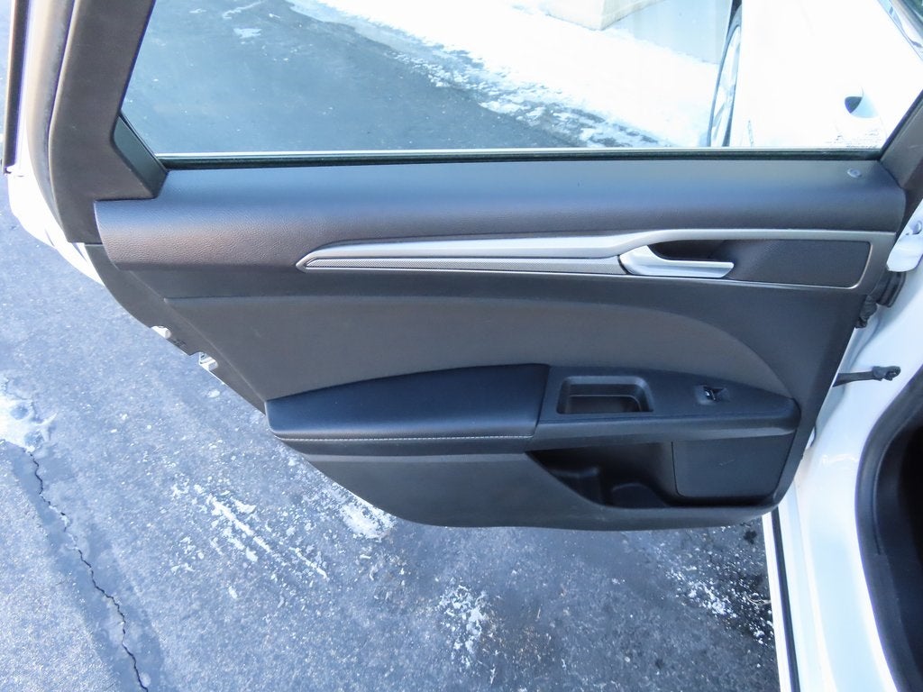 2019 Ford Fusion Hybrid SE