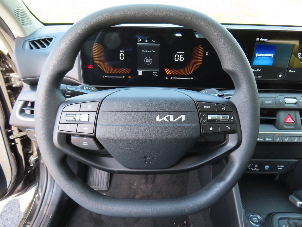 2027 Kia K4 LXS