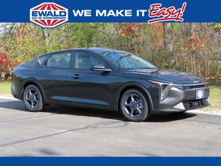 2027 Kia K4 LXS