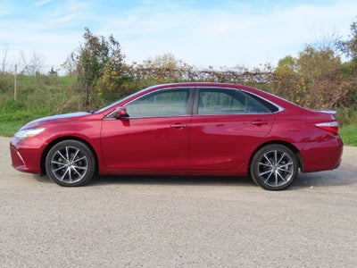 2017 Toyota Camry XSE