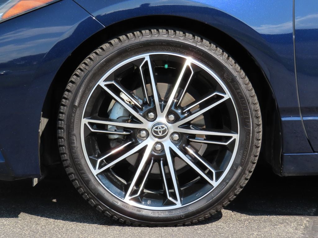 2022 Toyota Avalon Touring