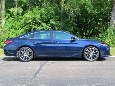 2022 Toyota Avalon Touring