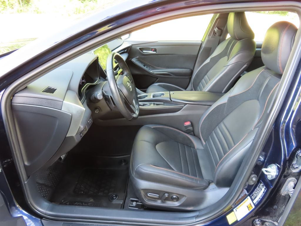 2022 Toyota Avalon Touring