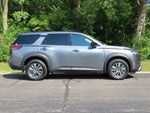 2025 Nissan Pathfinder S