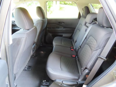 2025 Nissan Pathfinder S
