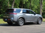 2025 Nissan Pathfinder S
