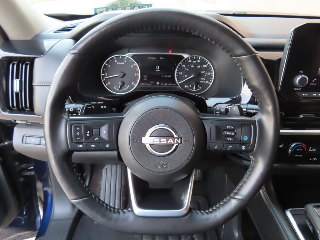 2024 Nissan Pathfinder SV