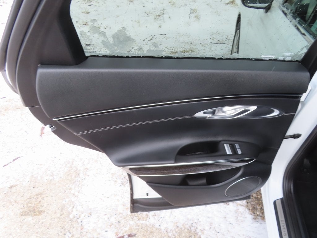 2025 Genesis GV70 2.5T