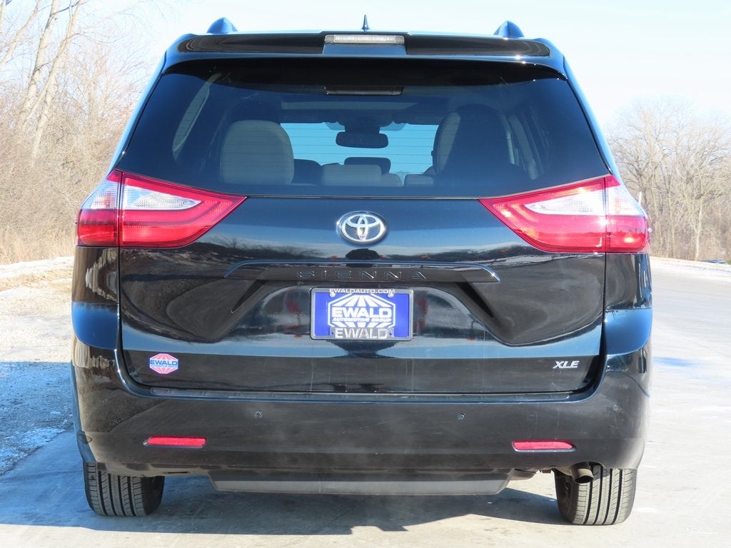 2019 Toyota Sienna XLE