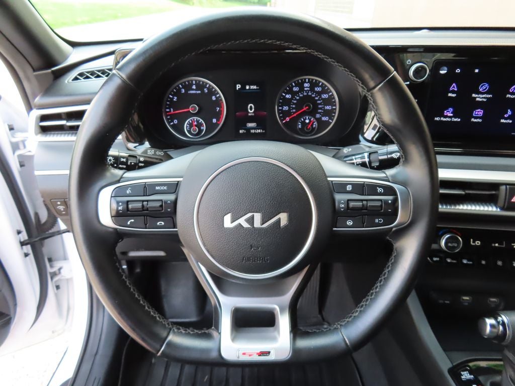 2022 Kia K5 GT-Line