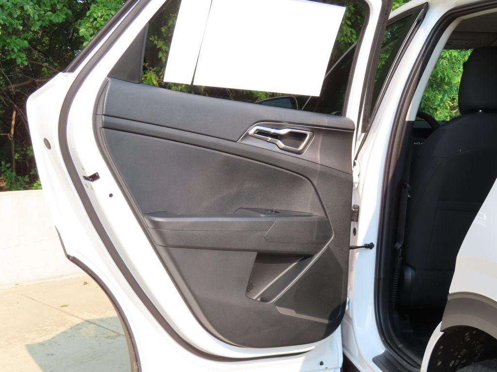 2026 Kia Sportage LX