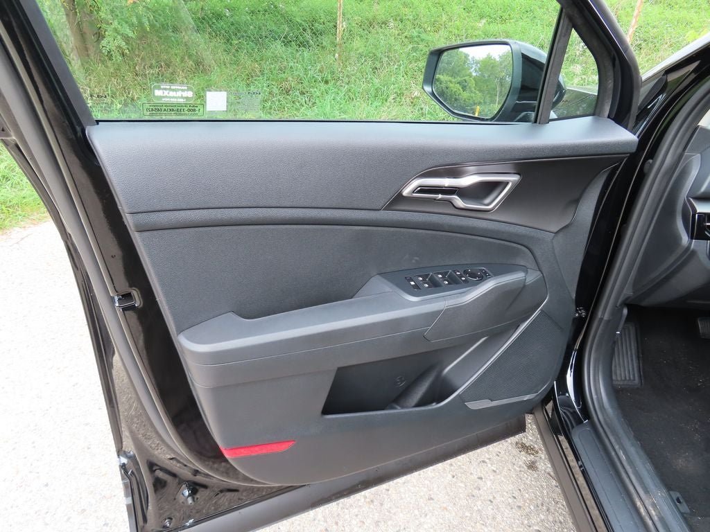 2027 Kia Sportage LX