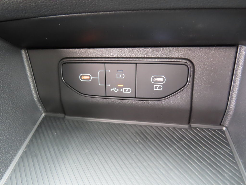 2027 Kia Sportage LX