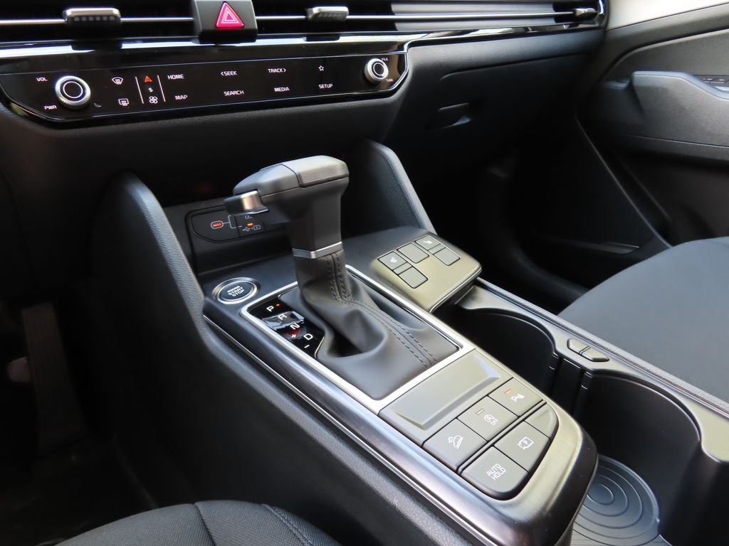 2027 Kia Sportage LX