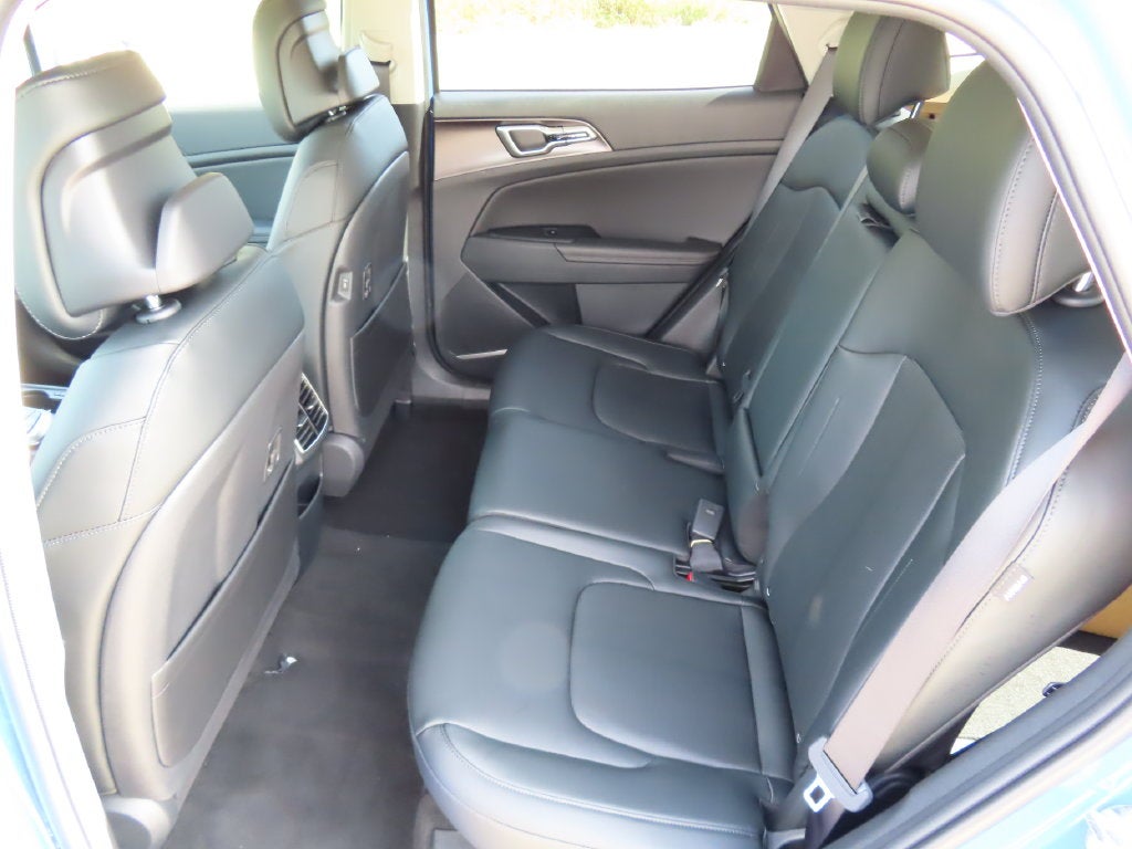 2027 Kia Sportage EX