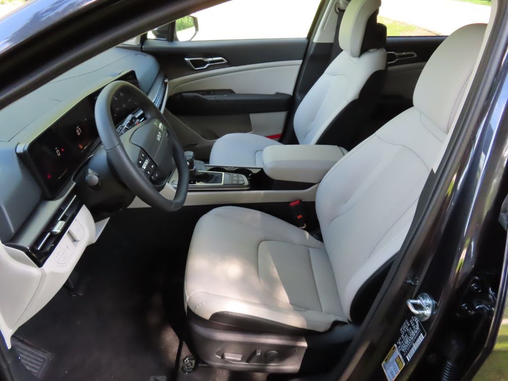 2027 Kia Sportage EX
