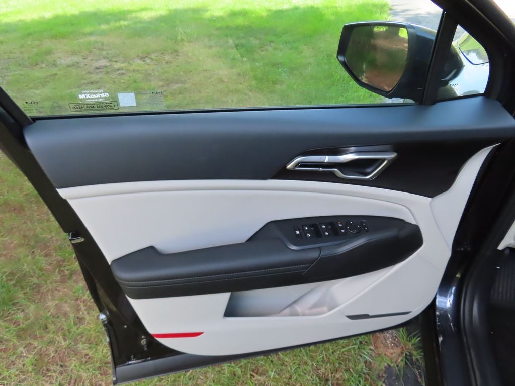 2027 Kia Sportage EX