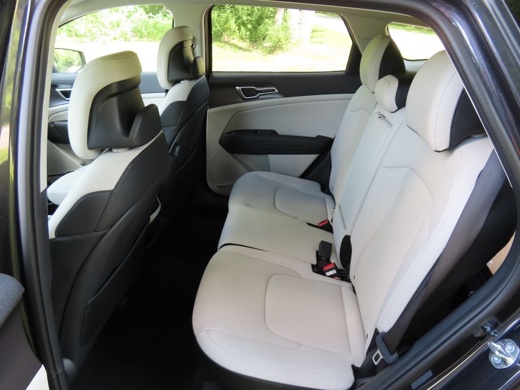 2027 Kia Sportage EX