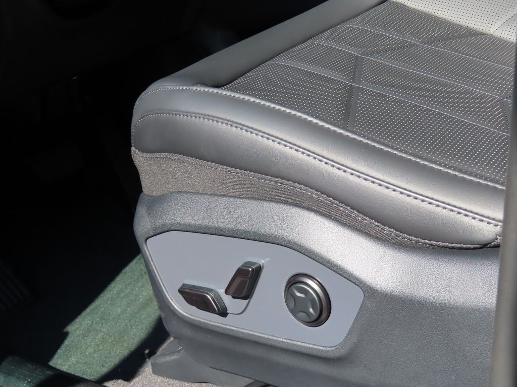 2027 Kia Telluride Base