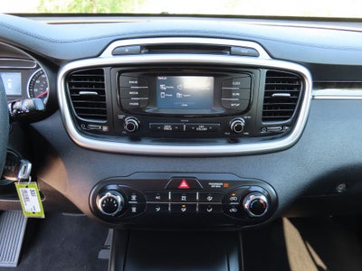 2017 Kia Sorento LX