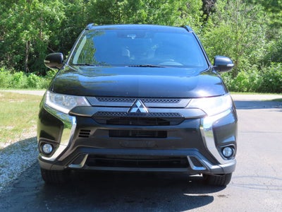 2020 Mitsubishi Outlander LE