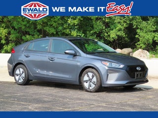 2017 Hyundai Ioniq Hybrid Blue