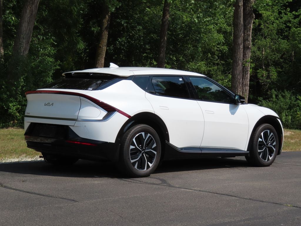 2023 Kia EV6 Wind