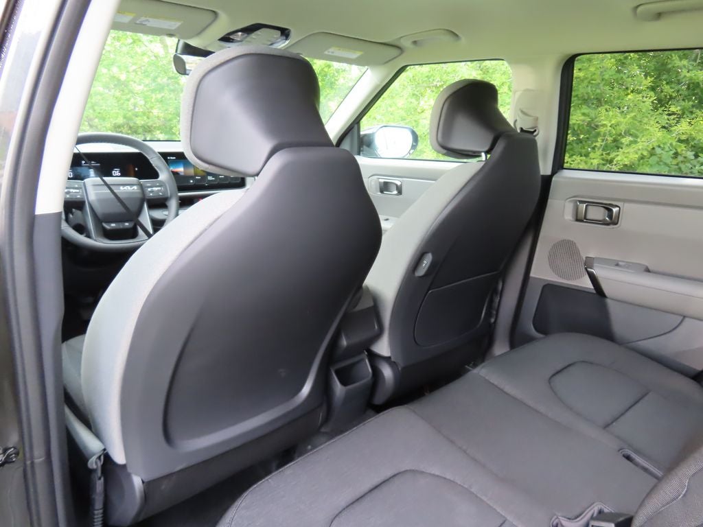 2027 Kia Seltos S