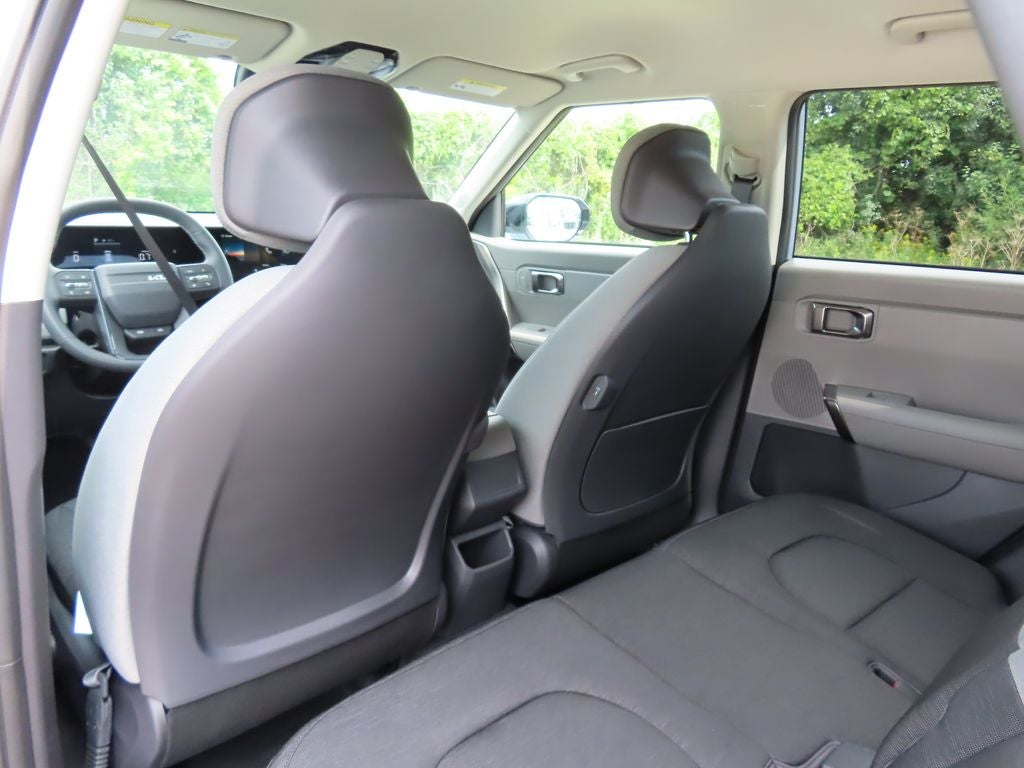 2027 Kia Seltos S