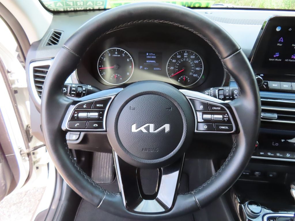 2023 Kia Seltos S