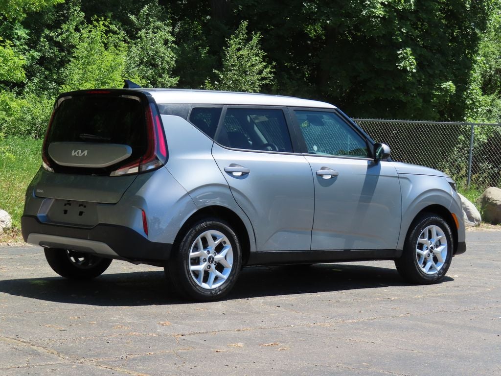 2025 Kia Soul LX