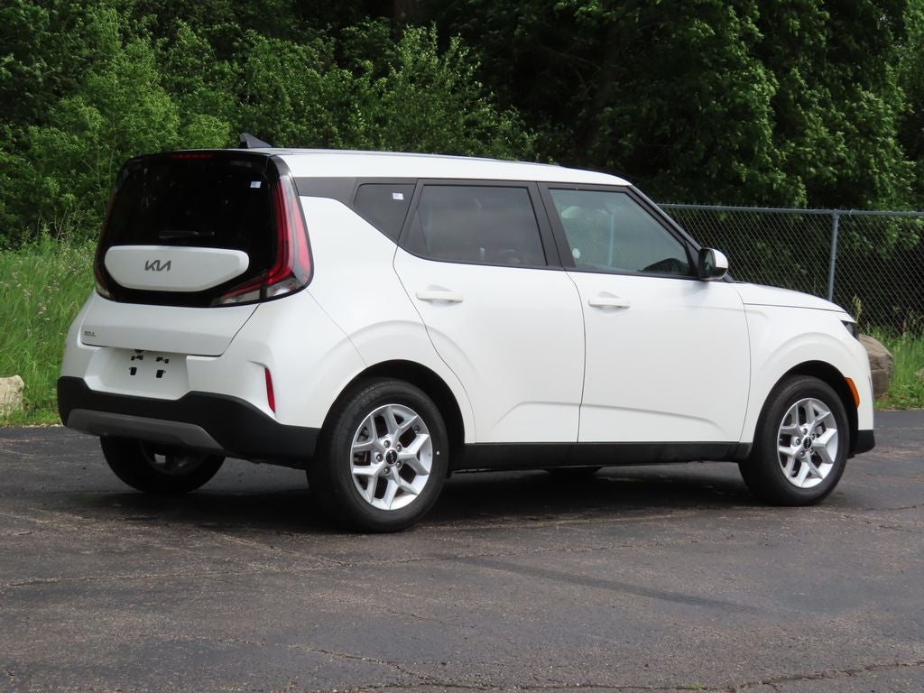 2025 Kia Soul LX