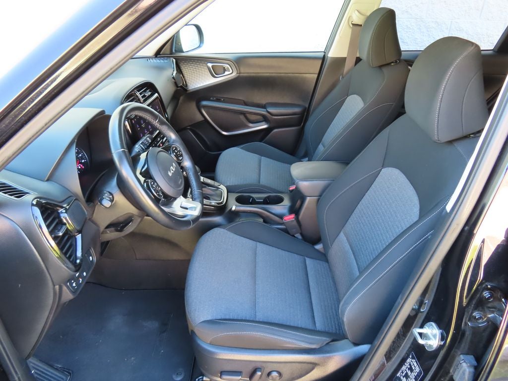 2022 Kia Soul EX