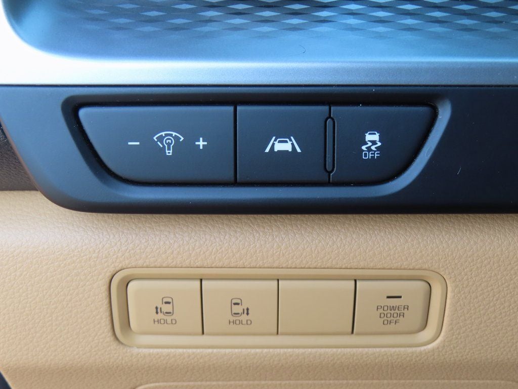 2024 Kia Carnival LX Seat Package