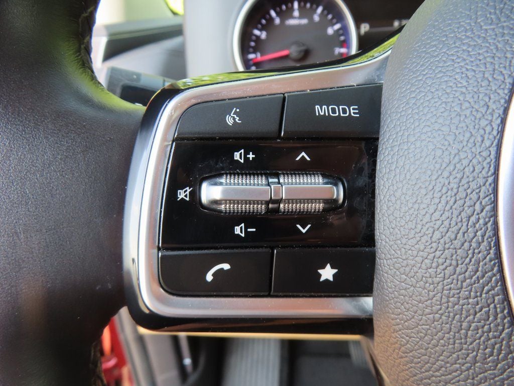 2024 Kia Carnival LX Seat Package